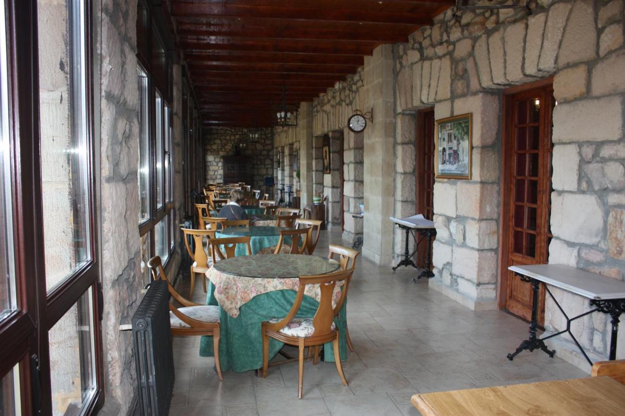 Balneario De Corconte Hotel Cabanas de Virtus Bagian luar foto